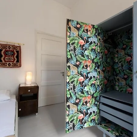 Tsartsada House Holiday home