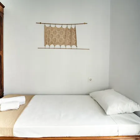 Tsartsada House *